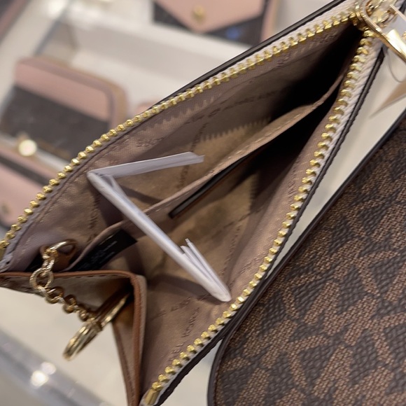 Michael Kors Jet Set Travel Small Leather Top Zip Coin Pouch With ID - Picture 14 of 16